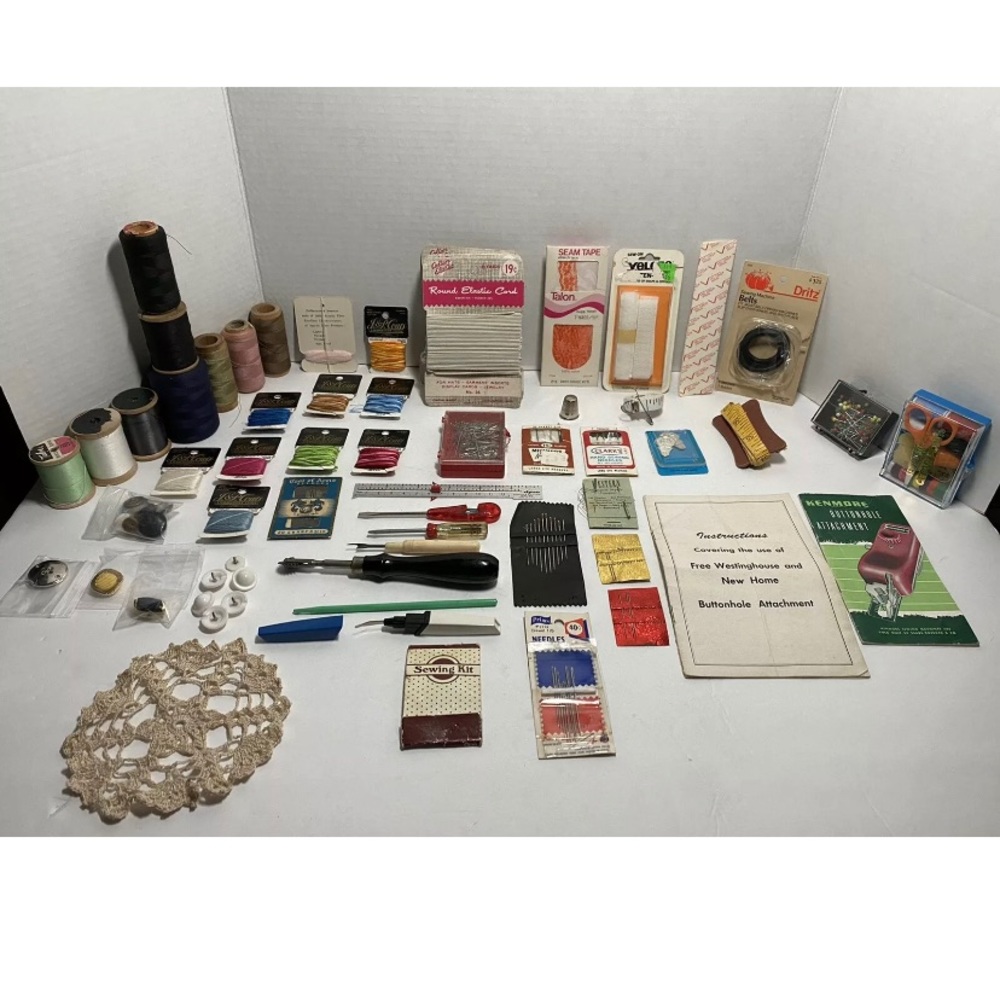 Vintage Sewing Notions Lot